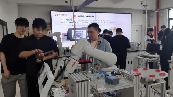 雷竞技raybet官网版下载